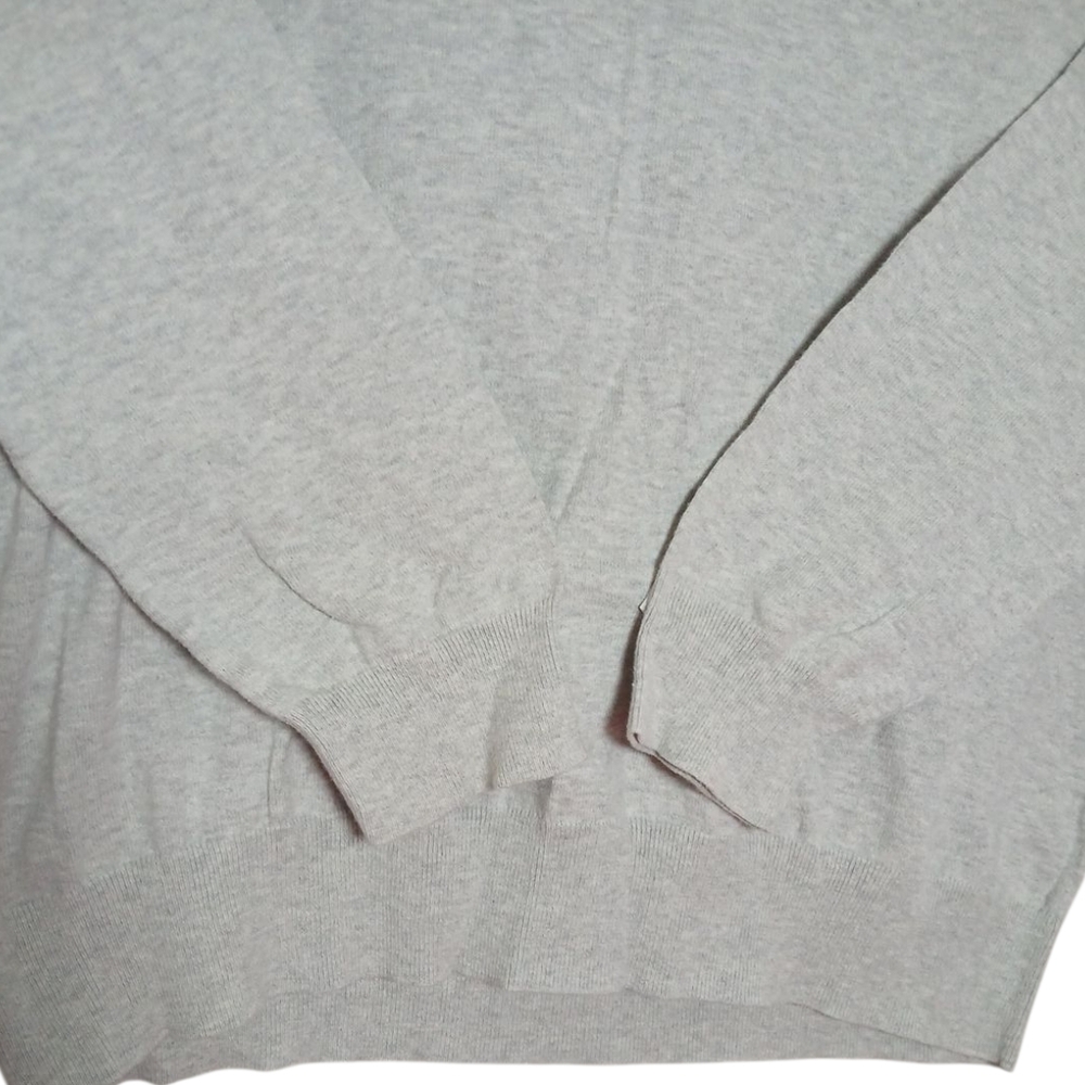 GAP Heather Gray Crewneck Sweater with Red and Blue Accents‎ Size XL - Picture 5 of 6